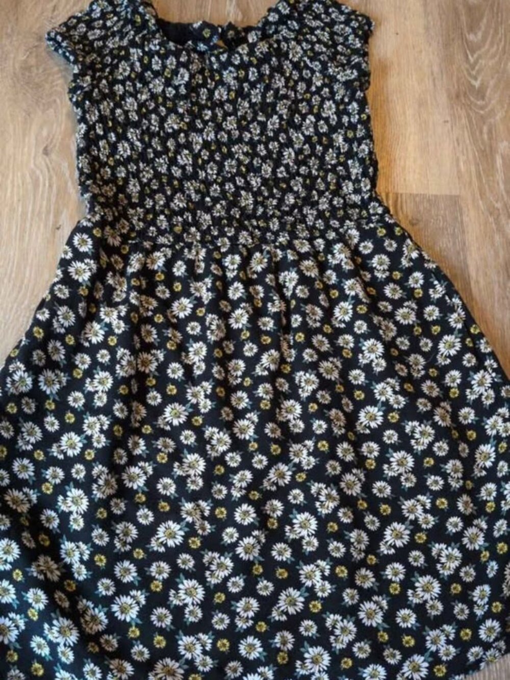 Abercrombie Kids Floral Smocked Dress Size 7/8